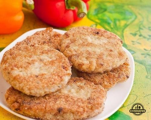 Котлеты из рыбной консервы.