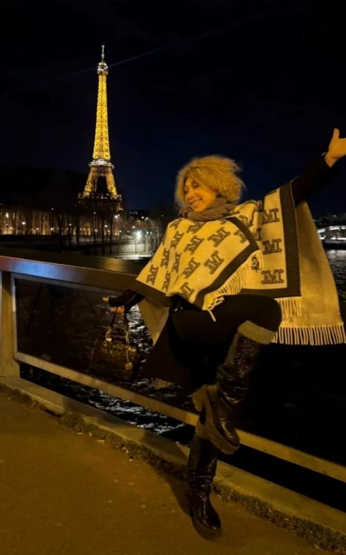 Елена воробей показала редкое фото с 22-летней дочерью Софией лебенбаум, недавно перенёсшей очередную операцию из-за проблем со здоровьем.  