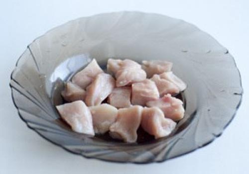 Сырный суп (с плавленным сырком) с курицей. 01