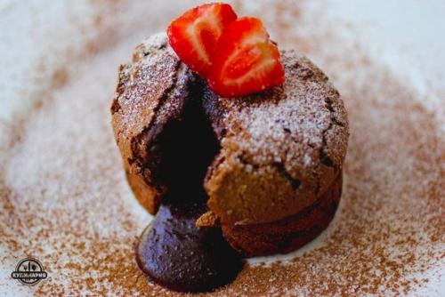 Шоколадный фондан.  Ингредиенты (на 4 небольшие порции: