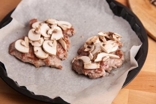 Свинина под сырной корочкой. 07