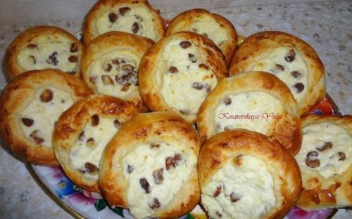 Ватрушки.  Рецепт дрожжевого теста: