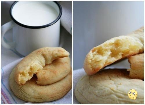 Сметанные калачики. Буквально 30-40 минут - и у вас на столе мягкие, слегка рассыпчатые калачики с приятным домашним вкусом.