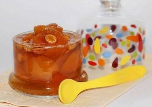 Варенье из урюка.