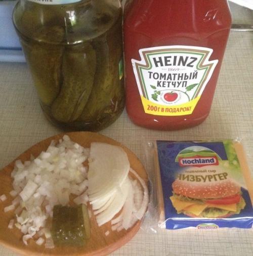 Чизбургеры.  Ингредиенты:   - Булочки. 05