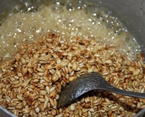 3a\u0431\u044B\u0442\u044B\u0439 Дeликатес: жареная перловка, которую просят на бис.

