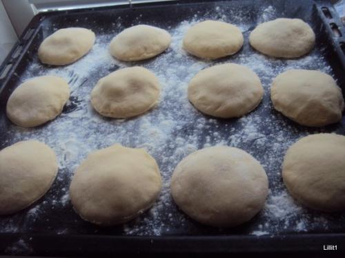 Пончики с шоколадным кремом. 04