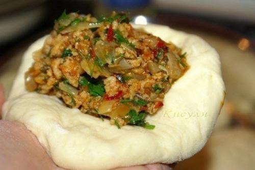 Пирожки с мясной начинкой. 04