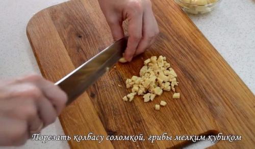 Жареный лаваш с колбасой и сыром. 03
