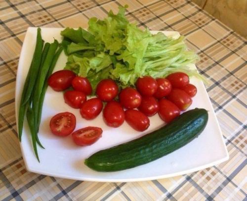 Летняя закусочка из лаваша и жареной курочки. 02