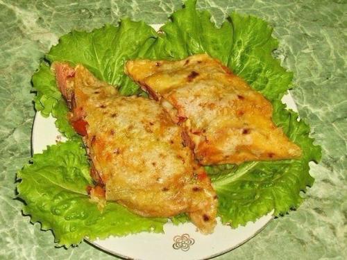 Фаршированный лаваш, запечённый в духовке. Фаршированный лаваш, запечённый в духовке.