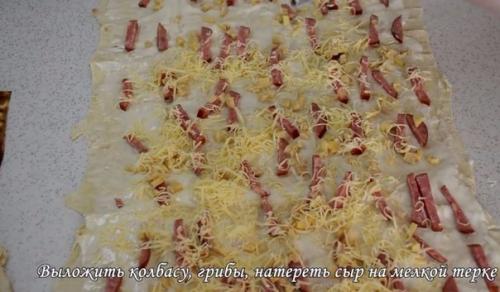 Жареный лаваш с колбасой и сыром. 05