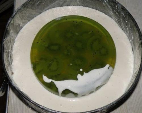 Желейный торт из киви и сметаны. 06 Желейный торт из киви и сметаны. 06