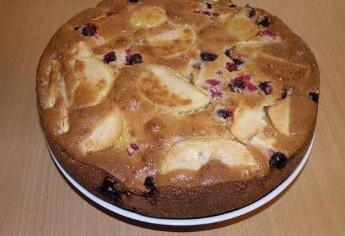Шарлотка?   Ингредиенты:  - 3 куриных яйца. 04