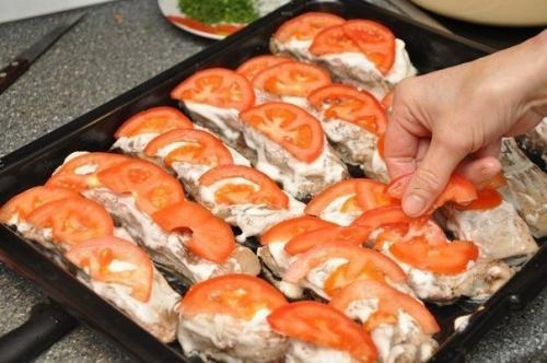 Рыбка с сыром и помидорами. 03