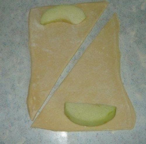 Безумно вкусные слойки с яблочком! 02