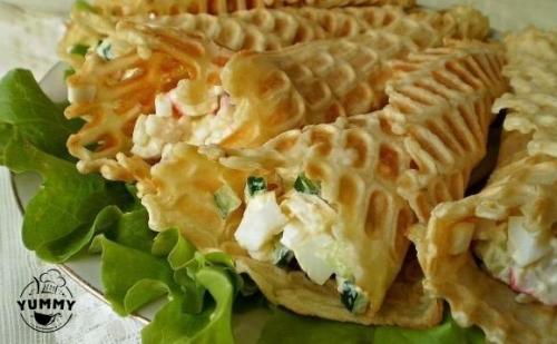Вафельные трубочки с начинкой.
