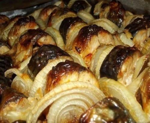 Скумбрия, запеченная в духовке.