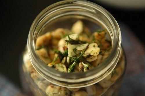 Маринованные шампиньоны.  Ингредиенты: 07