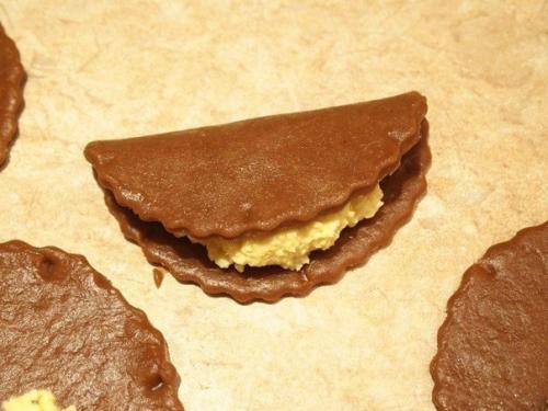 Шоколадно - кокосовые сочники. 06