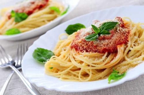 Топ - 3 варианта аппетитной пасты для компании. 01