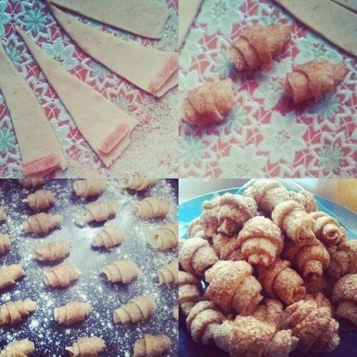 Cахарные рогалики.  Ингредиенты: