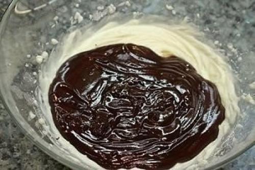 Вкусный торт с бананами и шоколадным муссом. 05