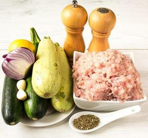 Кабачки, фаршированные курицей. 01