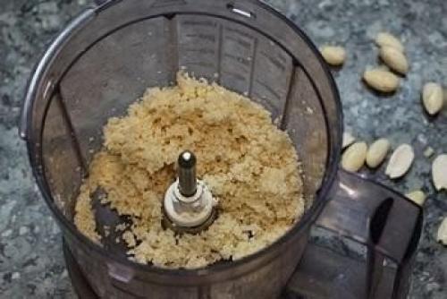 Вкусный торт с бананами и шоколадным муссом. 01