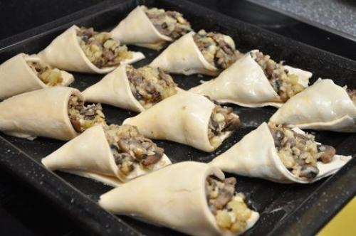 Грибные кулёчки.  Ингредиенты: 03