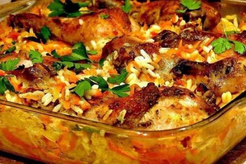 Курица с рисом в духовке.