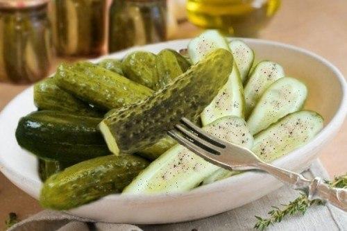 Остренькие хрустящие огурчики.