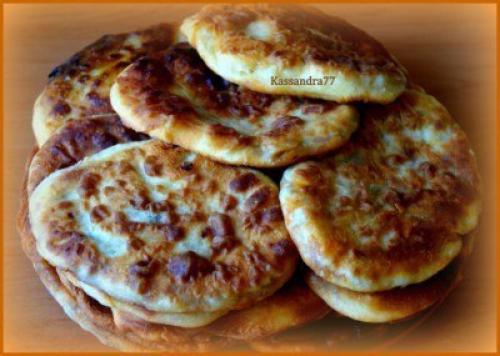 Жареные Лапти с капустой.