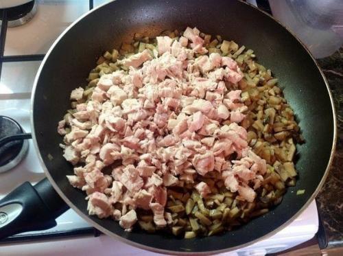 Жюльен с курицей и грибами. 05