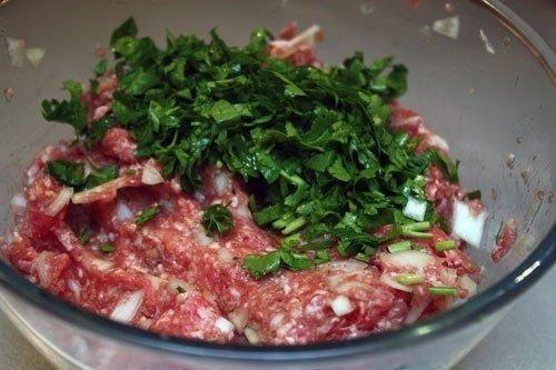 Рулетный бифштекс.  Ингредиенты: 03