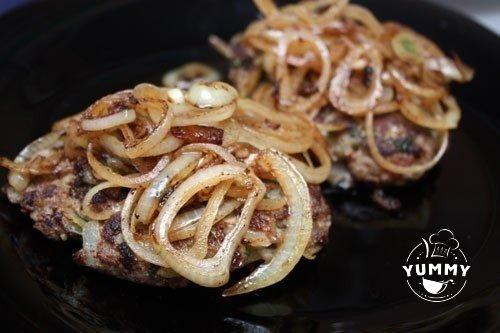 Рулетный бифштекс.  Ингредиенты: 08