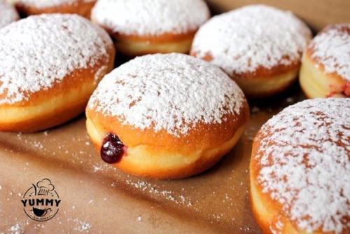 Простые домашние пончики.