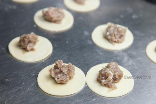 Пельмени Сибирские.  Ингредиенты: 06