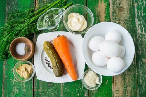 Фаршированные яйца в виде цыплят. 01