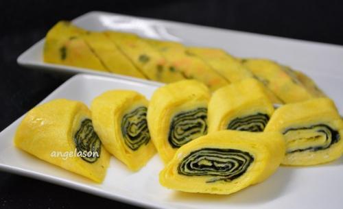 Яичные рулетики (семейный рецепт).