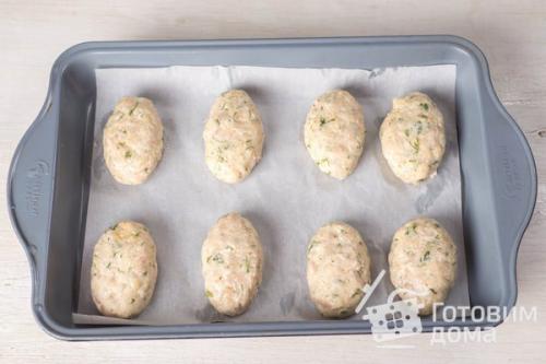 Куриные котлеты с плавленным сыром Нежные. 04