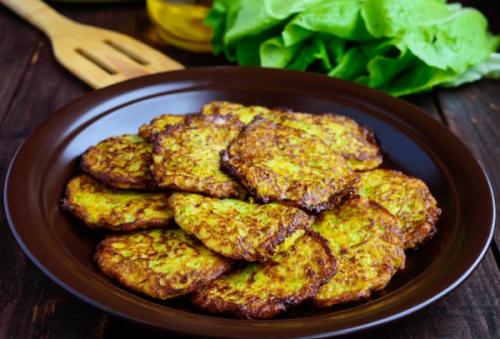 Овощные оладьи с шампиньонами.