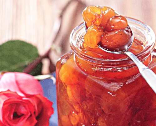 Варенье из черешни.