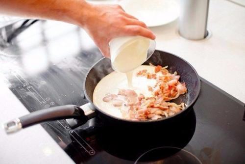 Карбонара.  Ингредиенты:   Спагетти - 200 г. 02