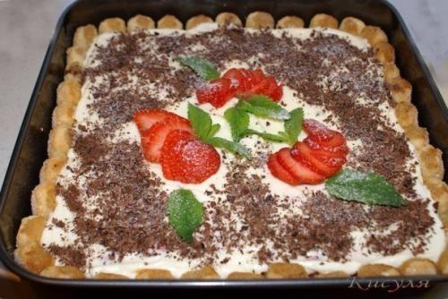 Бананово - клубничный тортик по мотивам тирамису. 08