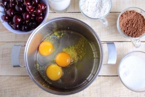 Шоколадный клафути с черешней? 02