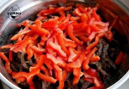 Огурцы с мясом по корейски. 08