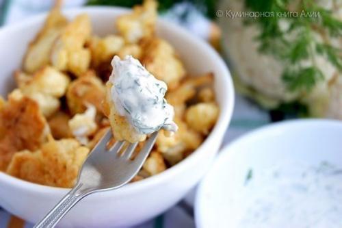 Запеченная курица.  Итого на 100 грамм 72 ккал. Б/Ж/У 9. 6 /1.