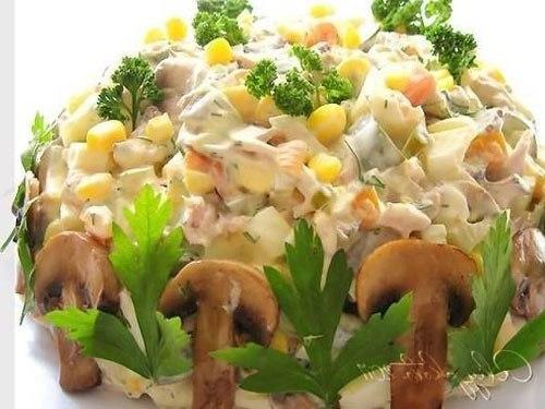 Салат Осенний.  Ох, и вкуснючий салатик я нашла на просторах инета.