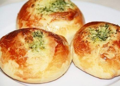 Чесночные булочки. Забирай идейку себе на стену.